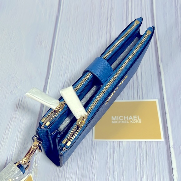 🌸 NWT MICHAEL KORS JET SET DOUBLE ZIP PEBBLE LEATHER PHONE WRISTLET VINTAGE BLUE